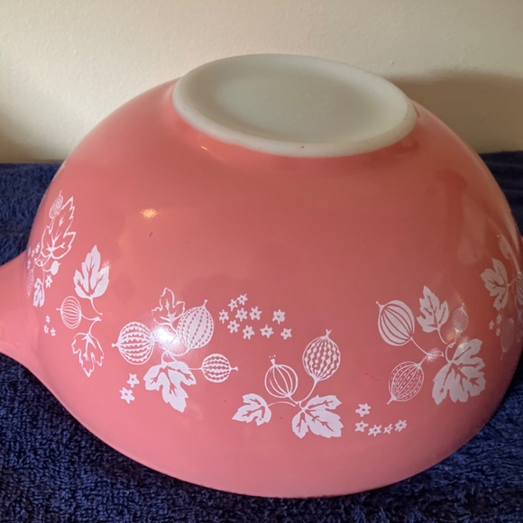 Gooseberry Pyrex VTG Pink #444 Mixing Bowl - Picture 6 of 10